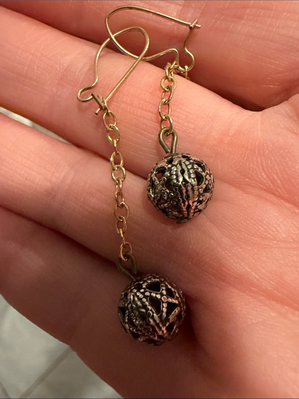 Vintage Delicate Filigree Ball Drop Earrings - Gold Tone